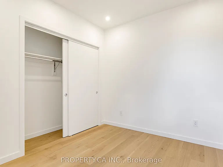 301 Keele St #2 — Photo 17