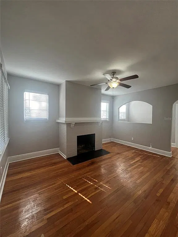 2 bed, 1.0 bath, 982 sqft, $2,250 — Photo 2