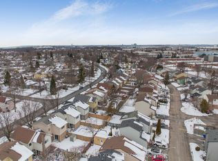 19 Medley Ln #51, Ajax, ON L1S3P5