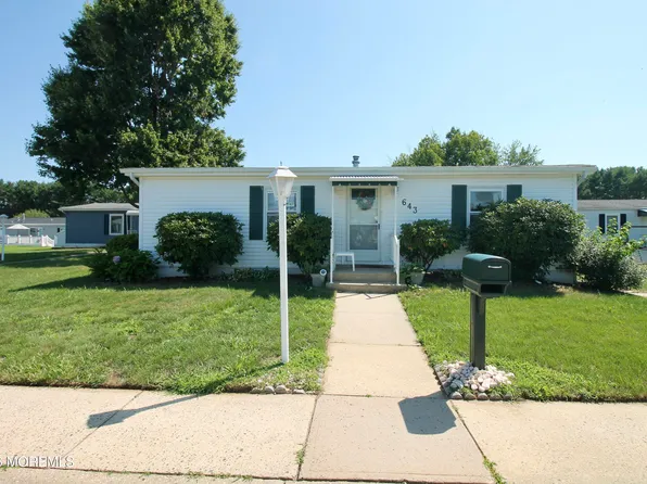 643 Dede Drive, Freehold, NJ 07728