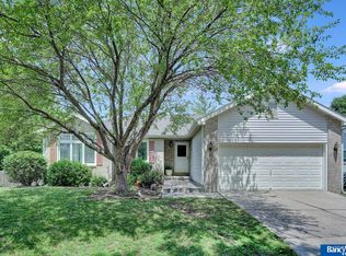 7001 S 31st Pl, Lincoln, NE 68516