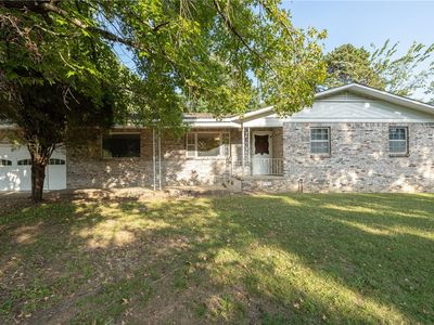 660 S Crossover Rd, Fayetteville, AR, 72701