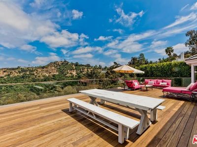 12024 Summit Cir, Beverly Hills, CA, 90210
