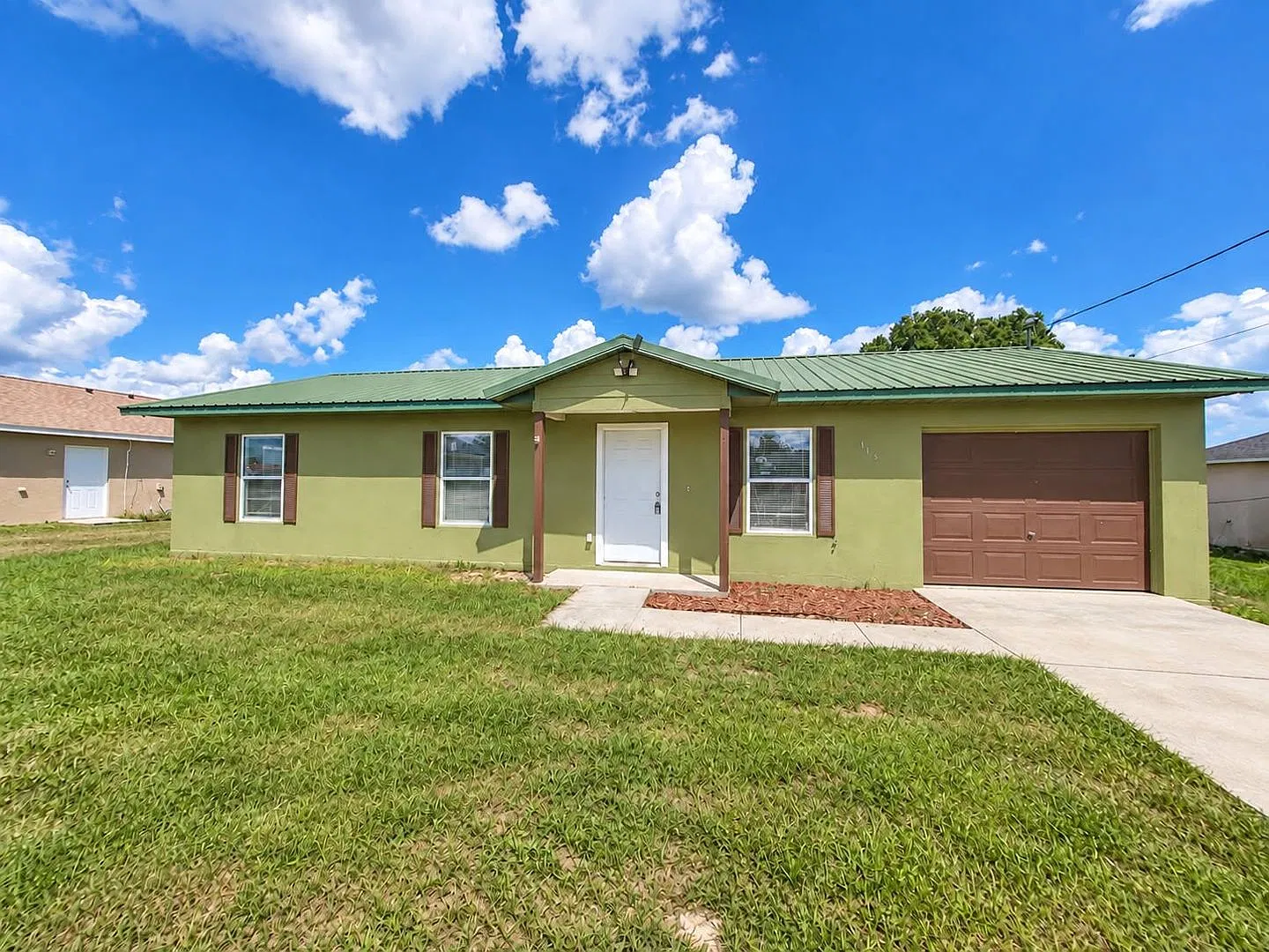 3BR/2BA Ocala Home with Garage & No Water/Sewer Bill! — Photo 1
