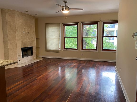 2nd image of 1113 N Mozart St APT 2