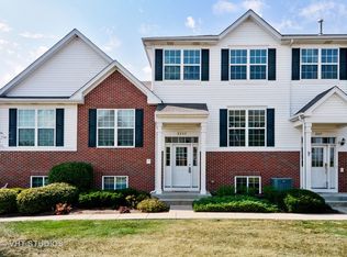 2245 Beresford Dr, Yorkville, IL 60560