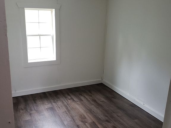 5th image of 715 11th Ave
