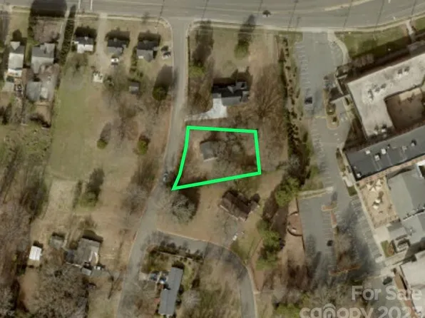4625 Dogwood Pl, Charlotte, NC 28212