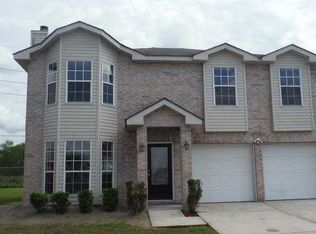2300 S Parc Green St, Harvey, LA 70058