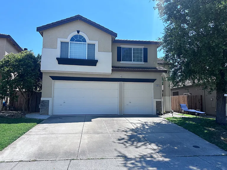 6616 Trailway Way — Photo 1