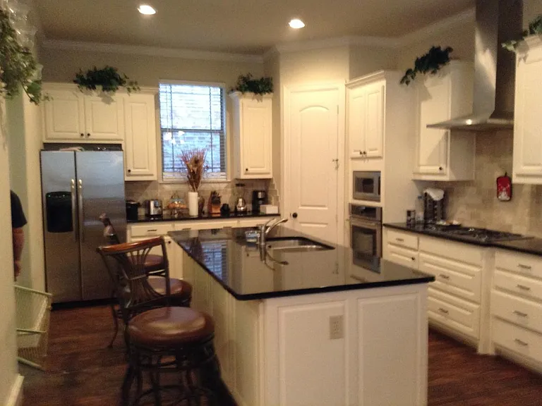 5939 La Vista Dr — Photo 8