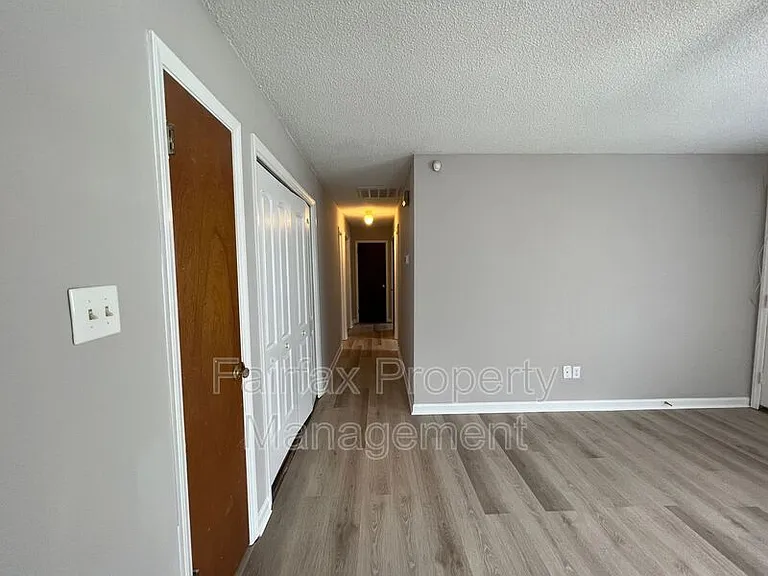 1117 Pecan Pl — Photo 12