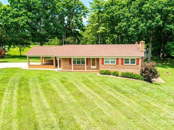 7741 Decker Rd, Connelly Springs, NC 28612