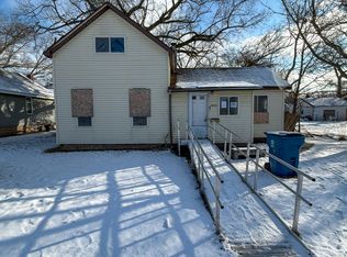 2022 8th St, Muskegon Heights, MI 49444