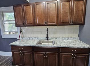 260 Park Ave #2, East Orange, NJ 07017