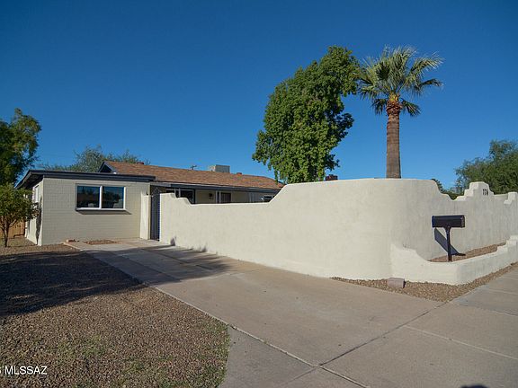 4th image of 726 W Santa Paula St