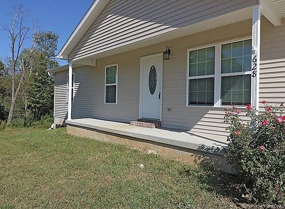 2nd image of 628 N Donna Dr