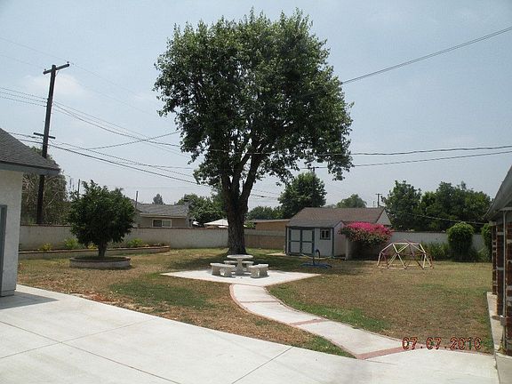 4th image of 1216 W Badillo St
