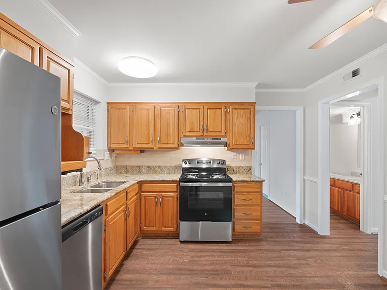 1768 Olympic Dr — Photo 19