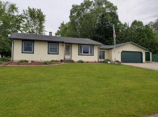 711 Jean Ct, Allenton, WI 53002