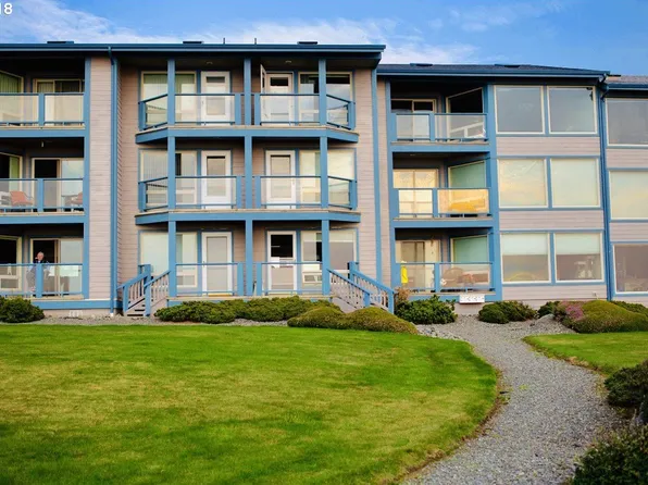 1307 Moore St Unit 903, Brookings, OR 97415