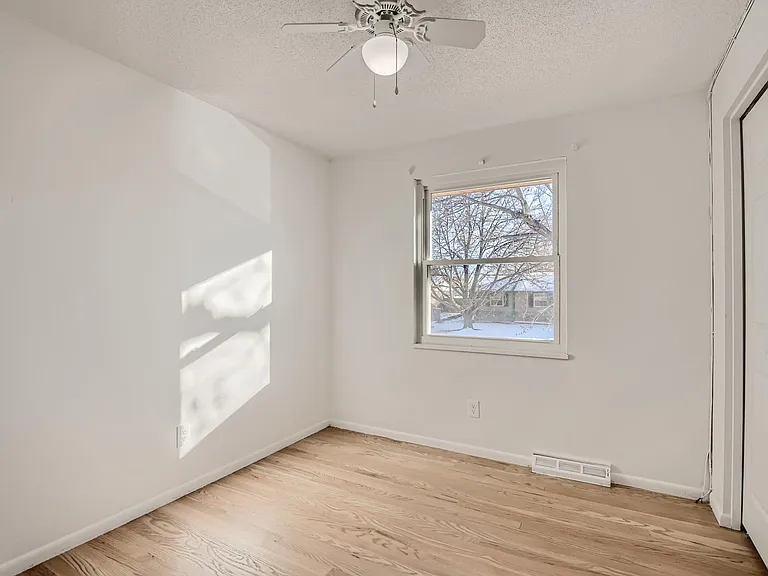 6921 E Arkansas Ave — Photo 6