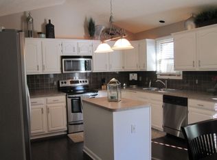 712 Southbridge Blvd, Brunswick, OH