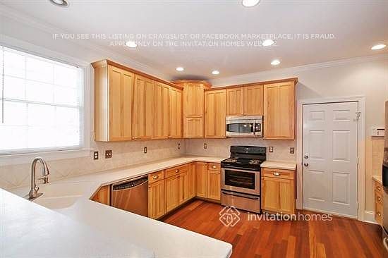 5th image of 137 Starwood Ln