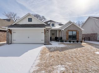 7023 S Dogwood Pl, Broken Arrow, OK 74011