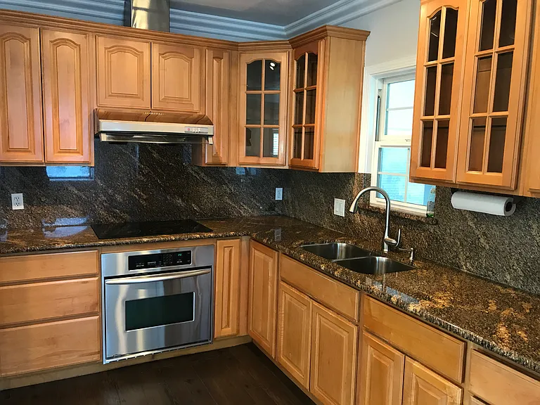2305 Clinton Ave #A — Photo 2