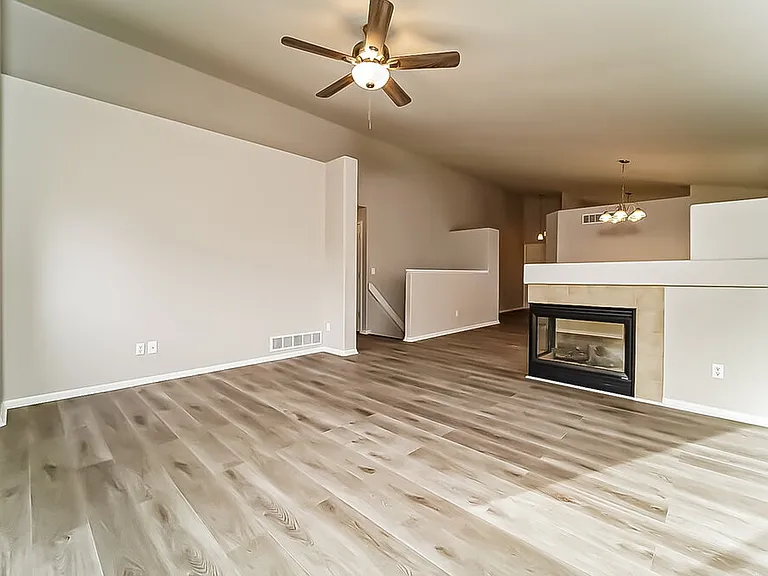 18284 Michigan Creek Way — Photo 5