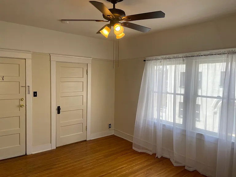 5336 Monroe St #6 — Photo 23