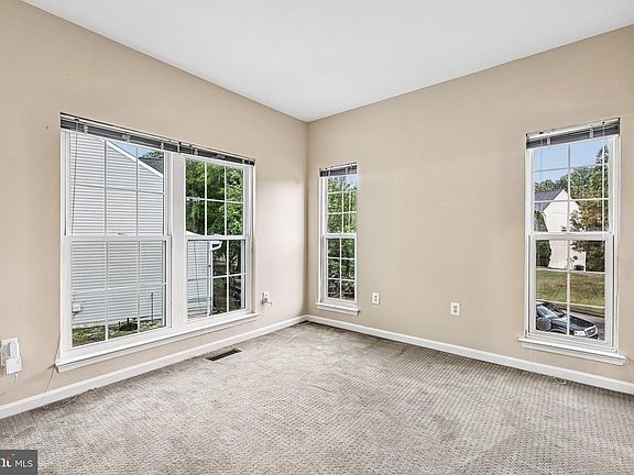 5th image of 17717 Wayside Dr