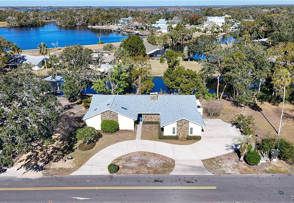 1st image of 11929 W Riverhaven Dr