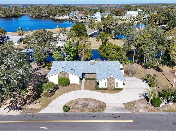 11929 W Riverhaven Dr, Homosassa, FL 34448