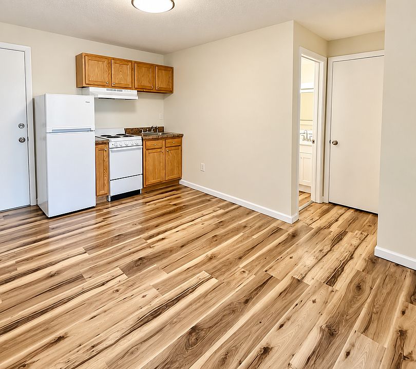 1st image of 145 Whiting St APT 4