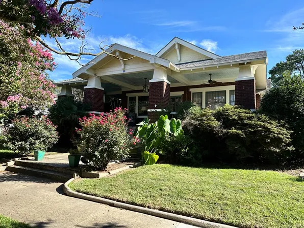 10 Tazewell Ave, Cape Charles, VA 23310