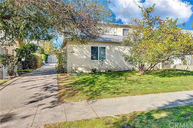 1st image of 99 S Grand Oaks Ave