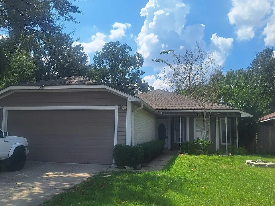 9623 Yearling Cir