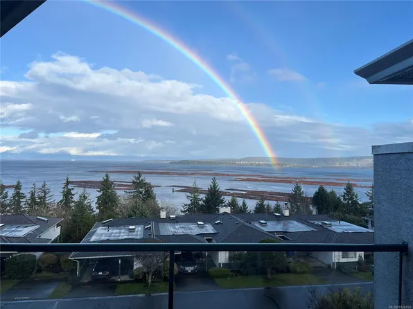 1072 Highview Ter, Nanaimo, BC V9R 6K5