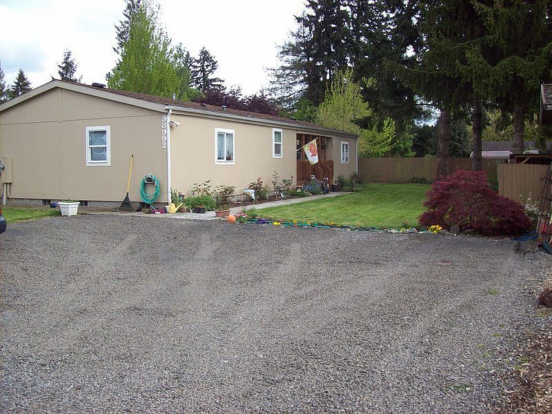 NIce, well maintained home.