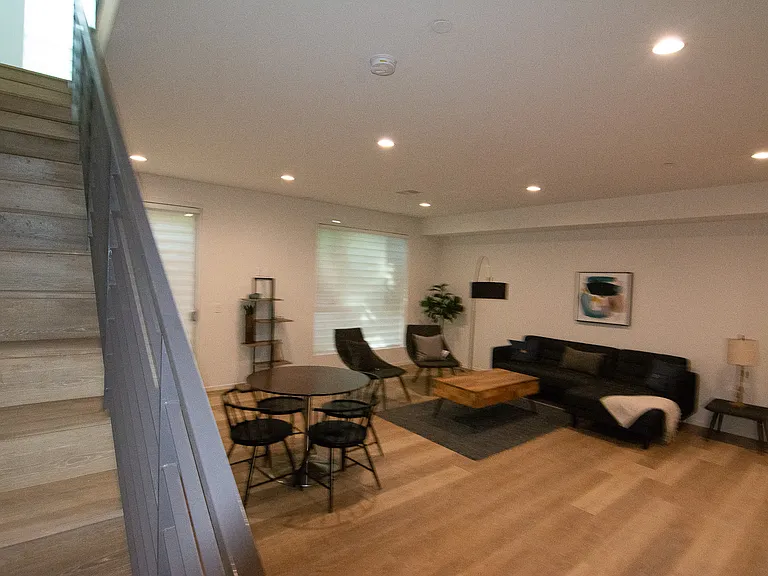 2006 S Corning St #3 — Photo 36