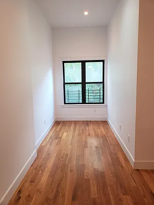 Rented by Oxford Property Group | media 14
