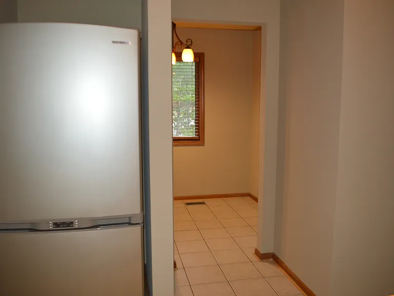 207 McCellion Ave — Photo 5