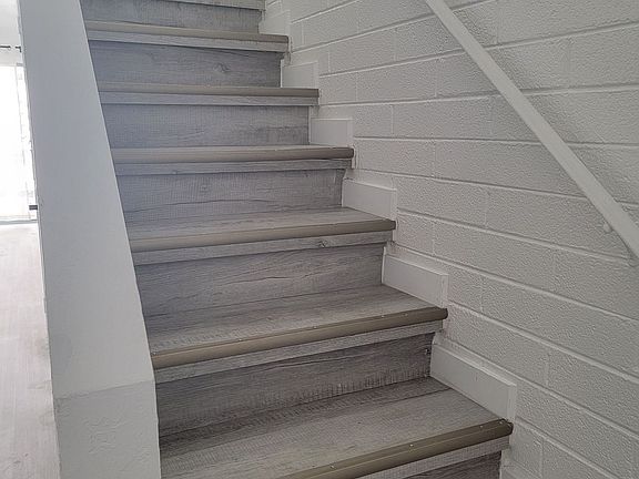 4th image of 1206 E Lemon St APT 18