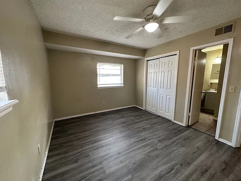 621 Lotus Ave — Photo 12