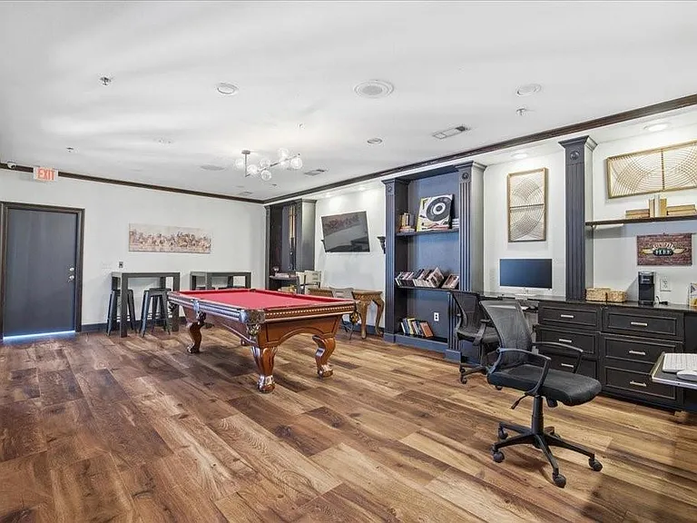 3777 Peachtree Rd NE #1432 — Photo 37