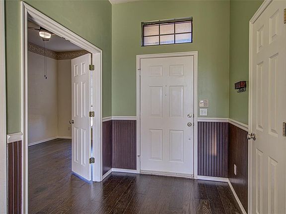 5th image of 2812 Sandstone Dr