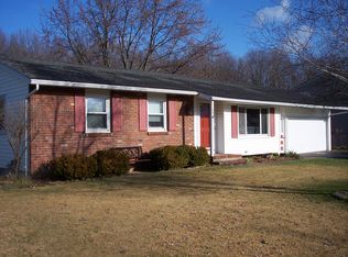 34 Sand Pebble Dr, Rochester, NY 14624