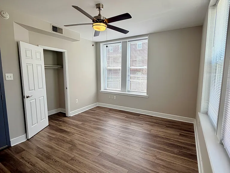 4066 Irving St #H — Photo 9